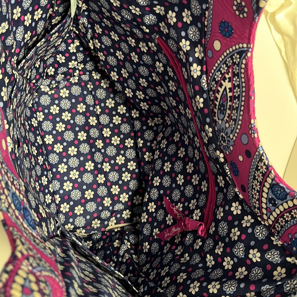 Vera Bradley bag flowers print - Picture 6 of 12